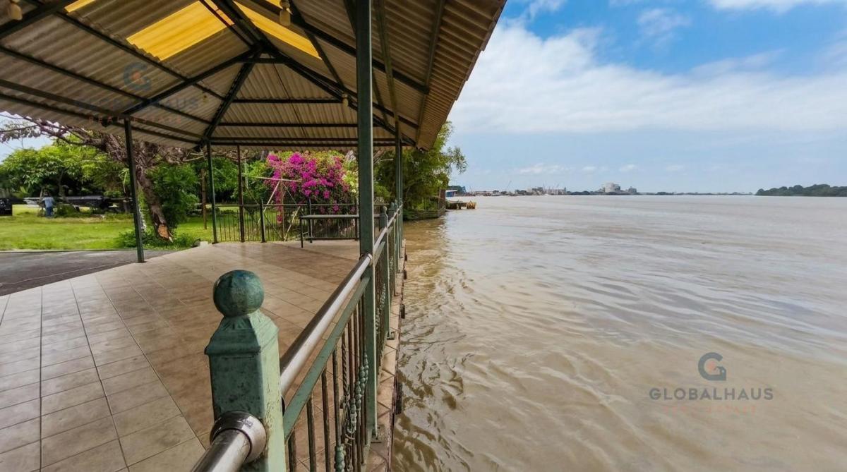 Venta Casa con Terreno de 3000 m² en Los Helechos Duran, J. C. Guayas — imagen 8