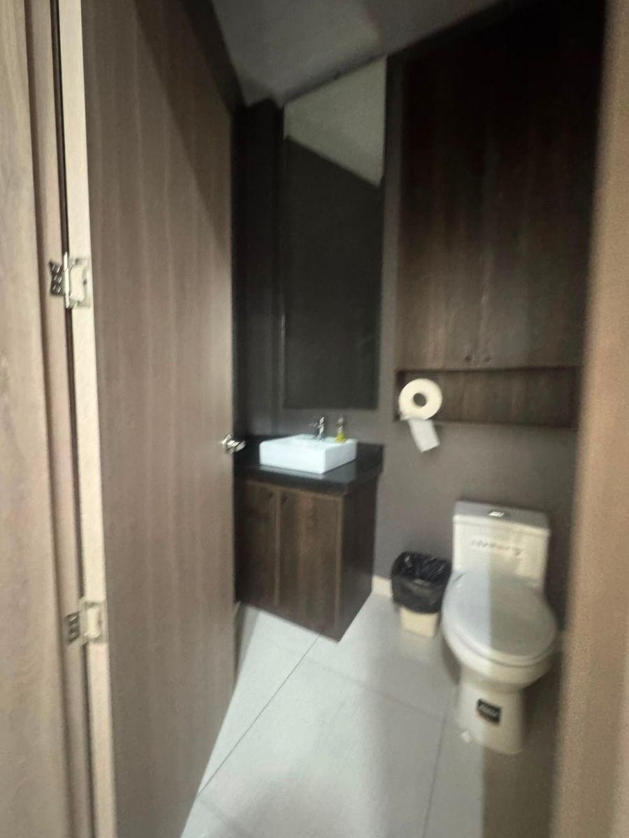 Local en Venta Ubicado en Plaza Vizcaya 1 en Samborondon, Guayas — imagen 6