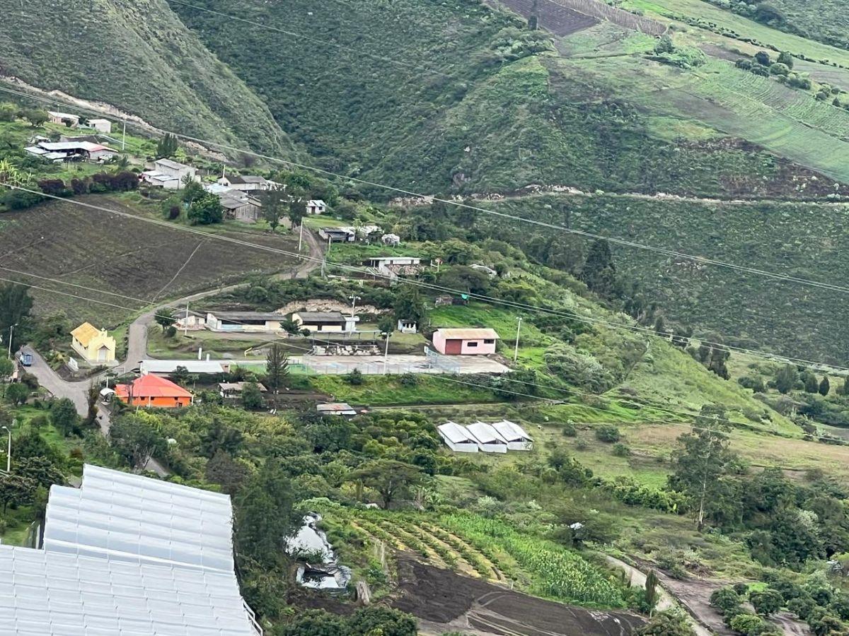 Terreno de 40000 m² en Venta en Sur de Bolívar Sector El Rosal, Carchi — imagen 5