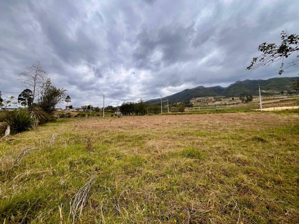 En Venta Terreno en Otavalo de 1050 m² Sector Chuchuqui, Imbabura — imagen 4