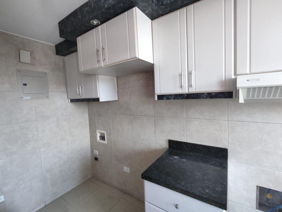 C/ La Floresta, Departamento de 82 m² en Venta, Sector Supermaxi — imagen 6