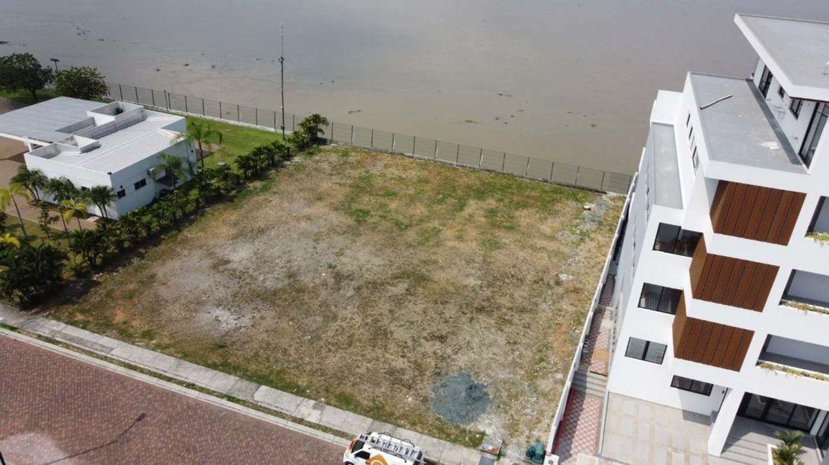 Terreno Multifamiliar en Venta Para Inversión, Guayas — imagen 6