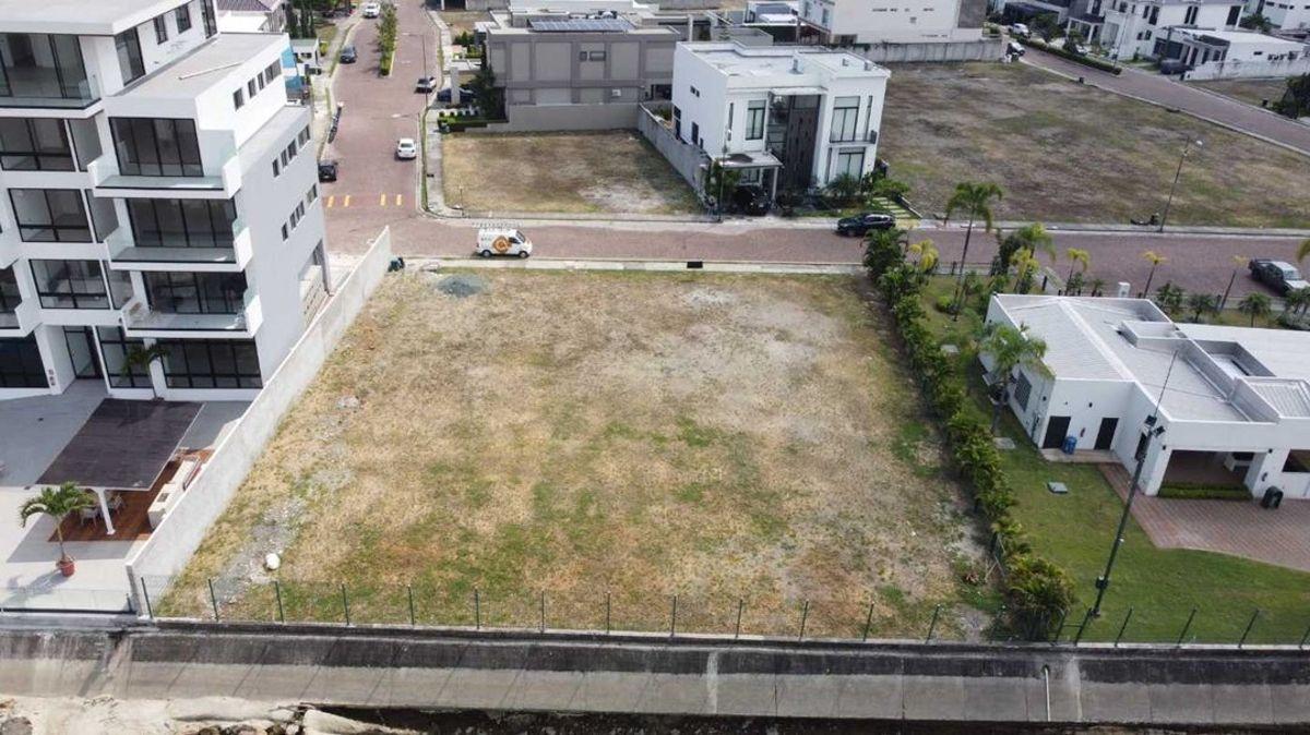 Terreno Multifamiliar en Venta Para Inversión, Guayas — imagen 5