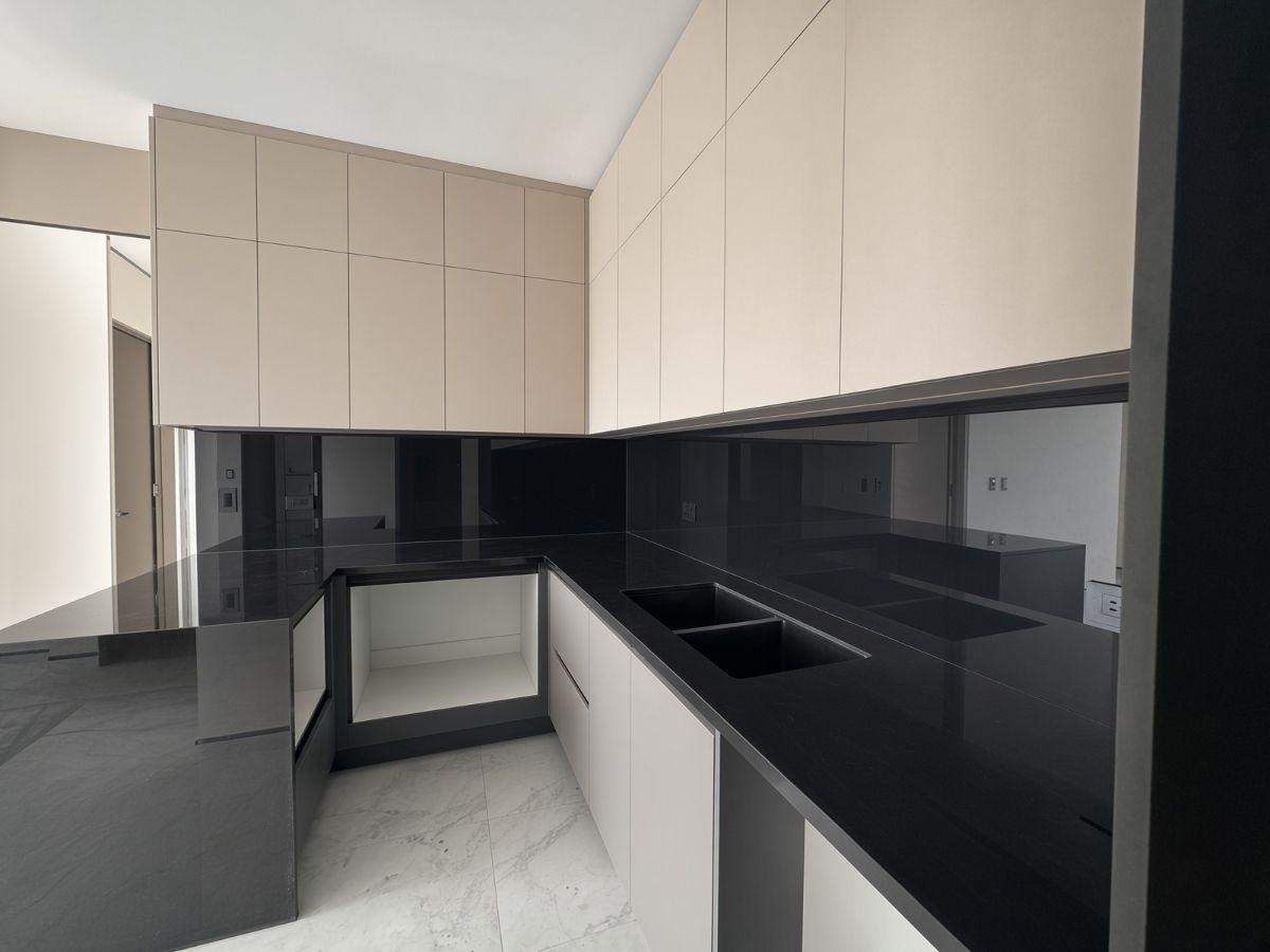 Hermoso Departamento de Venta por Site Center Cumbayá! a Estrenar! — imagen 7