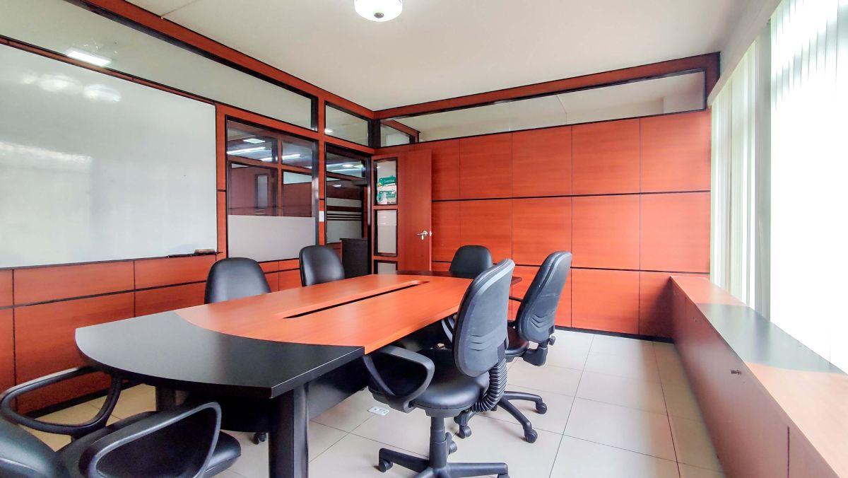 Oficina Amoblada en Bellavista – Venta o Renta | 96,20 m² | Planta Baja — imagen 9