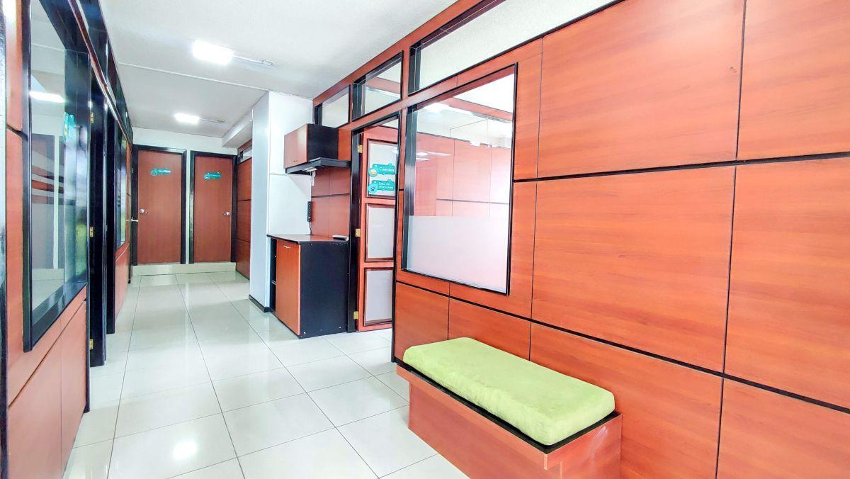 Oficina Amoblada en Bellavista – Venta o Renta | 96,20 m² | Planta Baja — imagen 4