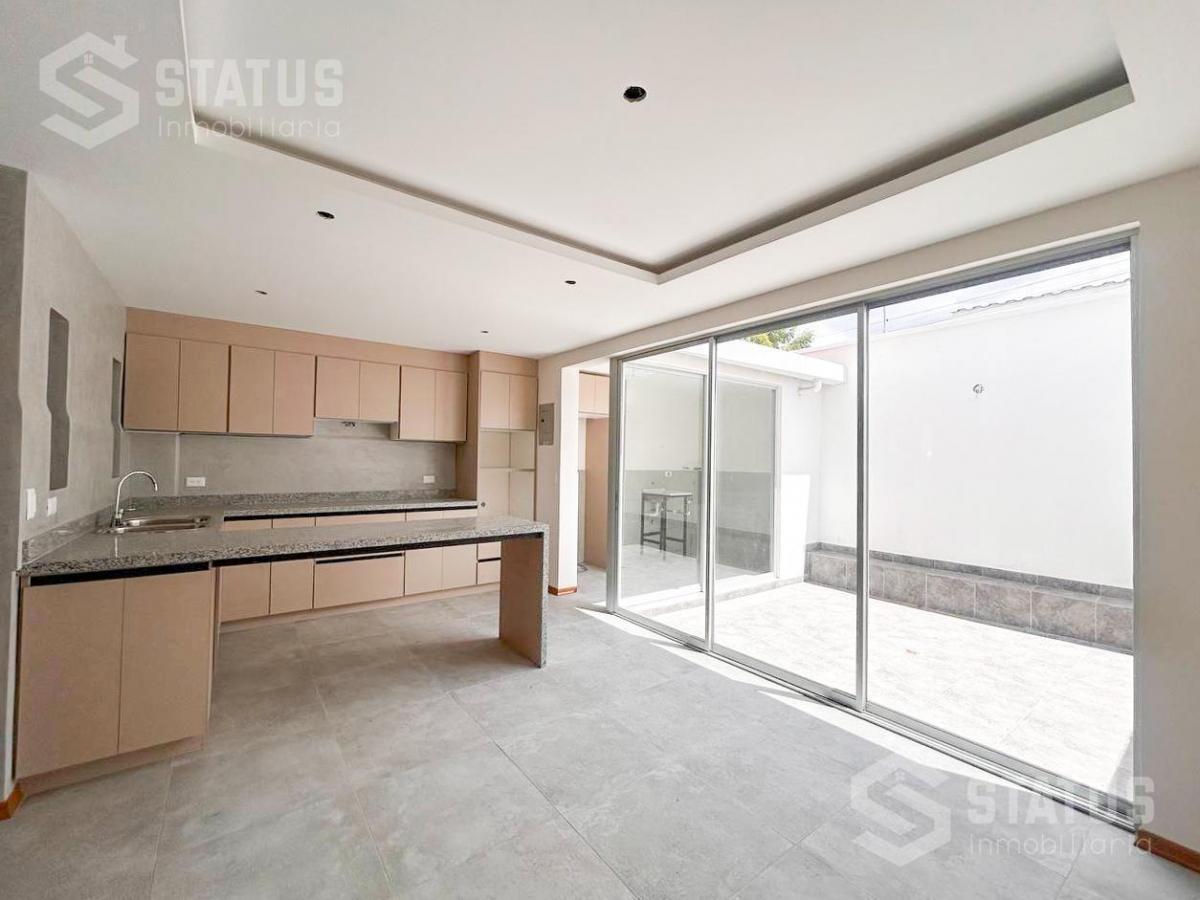 Vendo Casa en Conjunto con Piscina en Conocoto — imagen 6