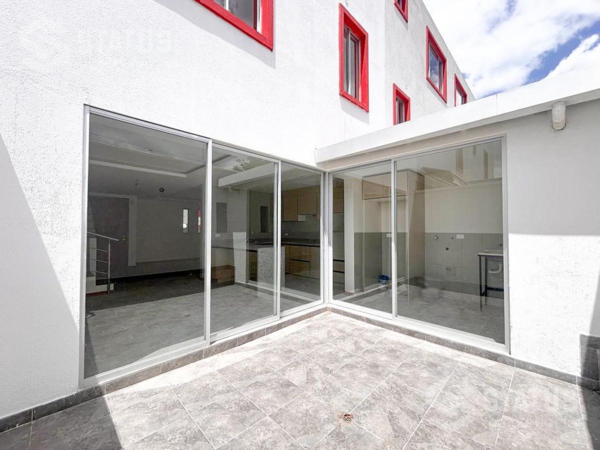 Vendo Casa en Conjunto con Piscina en Conocoto — imagen 3