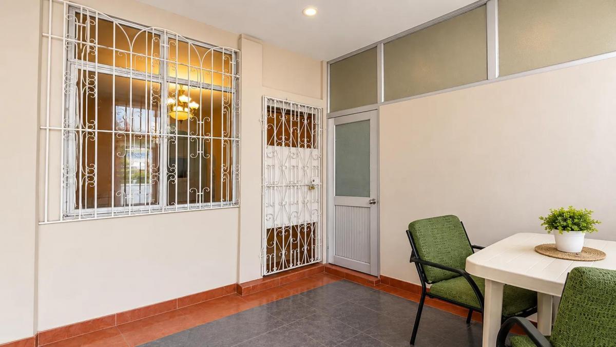 Casa Comercial Rentera en Venta en Ciudadela. Bolivariana, Cerca de Universidad Guayaquil, Guayas — imagen 8
