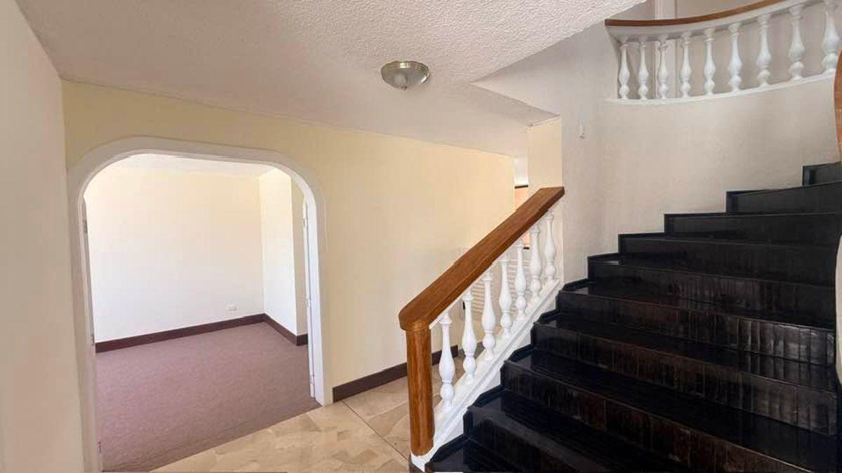 Venta Casa Urbanizacion Campo Alegre — imagen 5