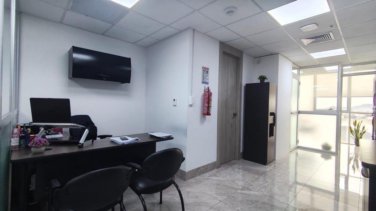 Oficina en Venta, Millenium Towers Platinium 1, Irir, Guayas — imagen 6