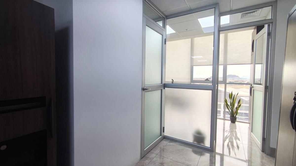 Oficina en Venta, Millenium Towers Platinium 1, Irir, Guayas — imagen 4