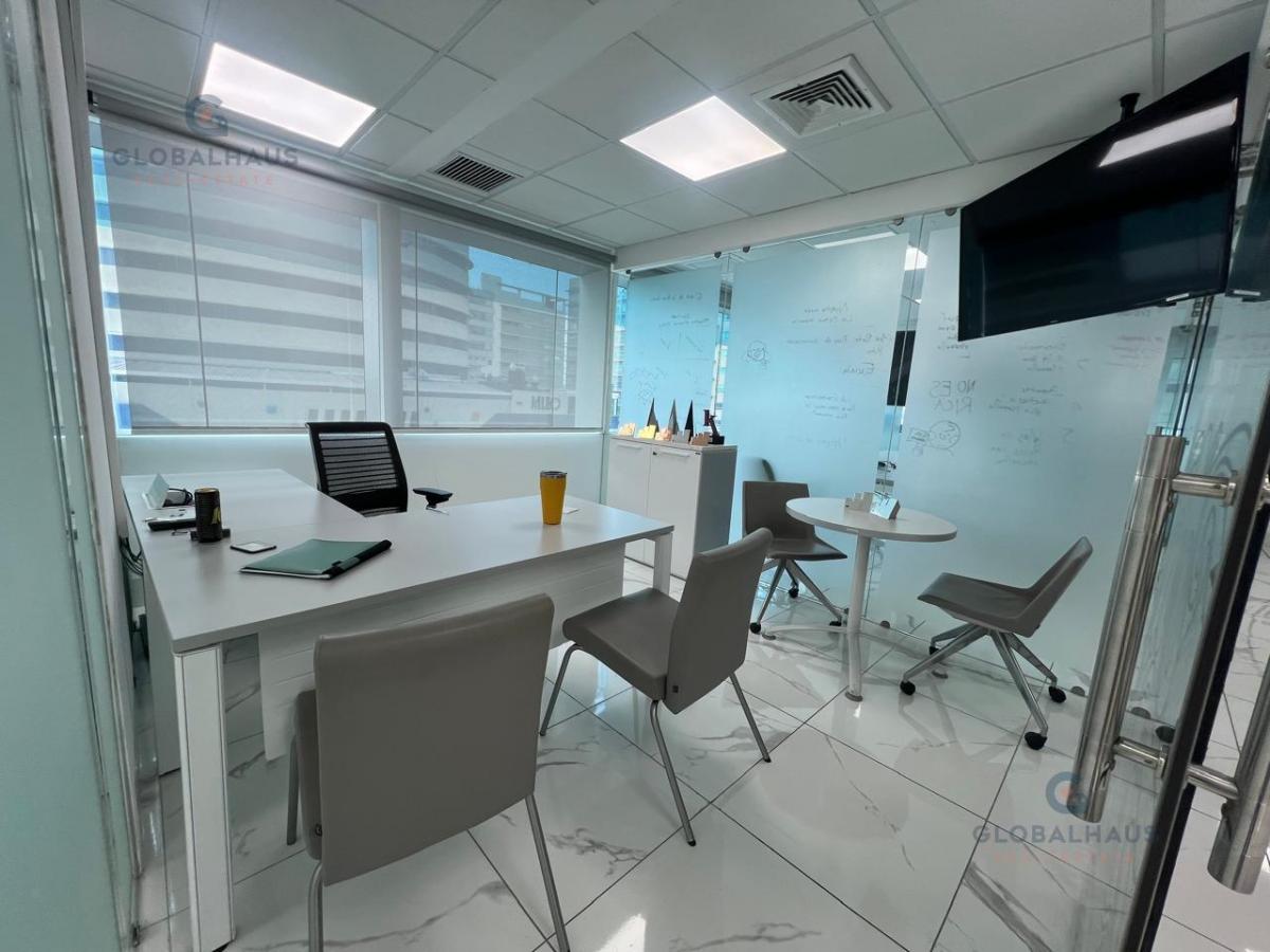 Venta de Consultorio – Torre Médica Solaris - Sector Mall del Sol - Parqueo Cubierto. G. m. Guayas — imagen 8