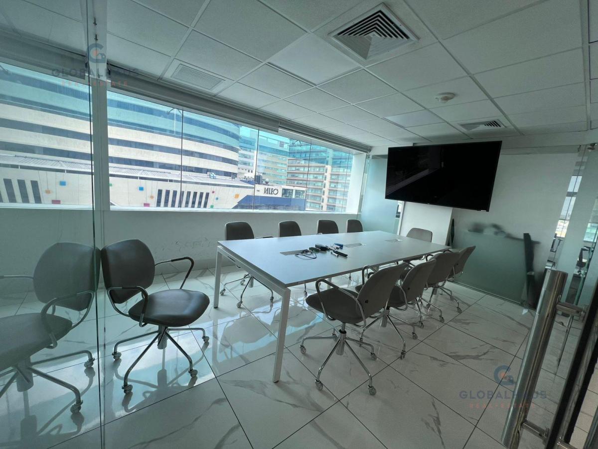 Venta de Consultorio – Torre Médica Solaris - Sector Mall del Sol - Parqueo Cubierto. G. m. Guayas — imagen 3