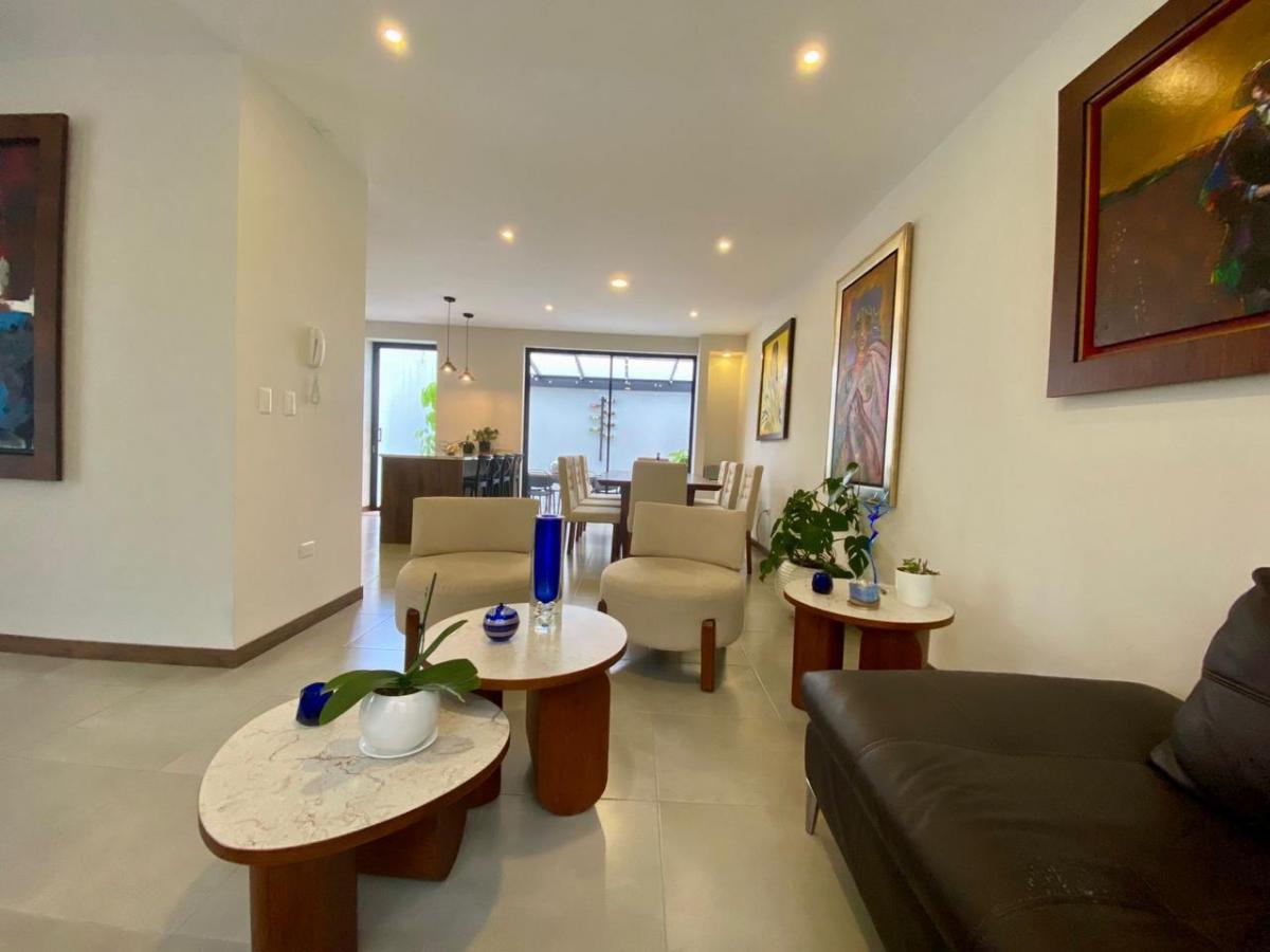Mv - Sector Tumbaco en Venta Casa 3d, 173 m² Más Terraza 19 m² en Conjunto — imagen 6