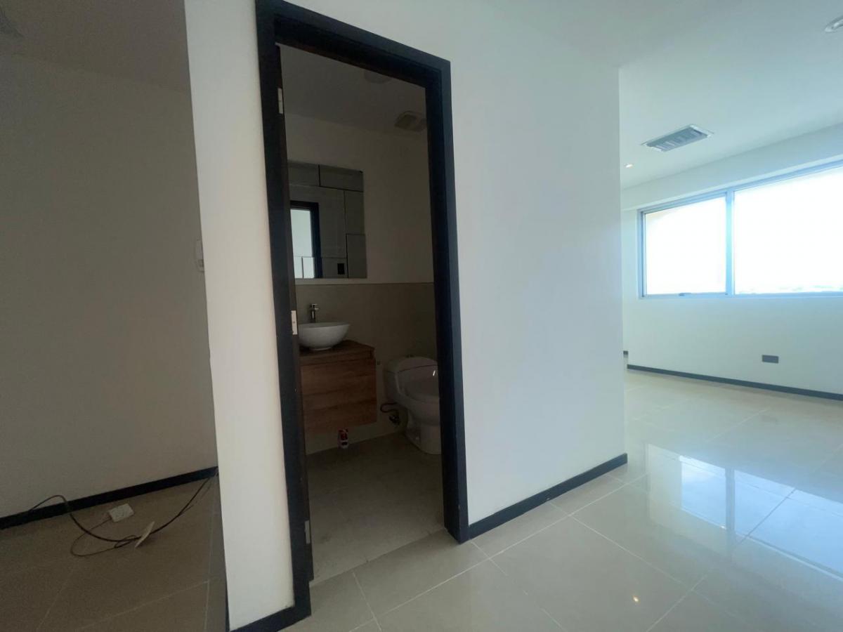 Oficina en Trade Building, Guayas — imagen 3