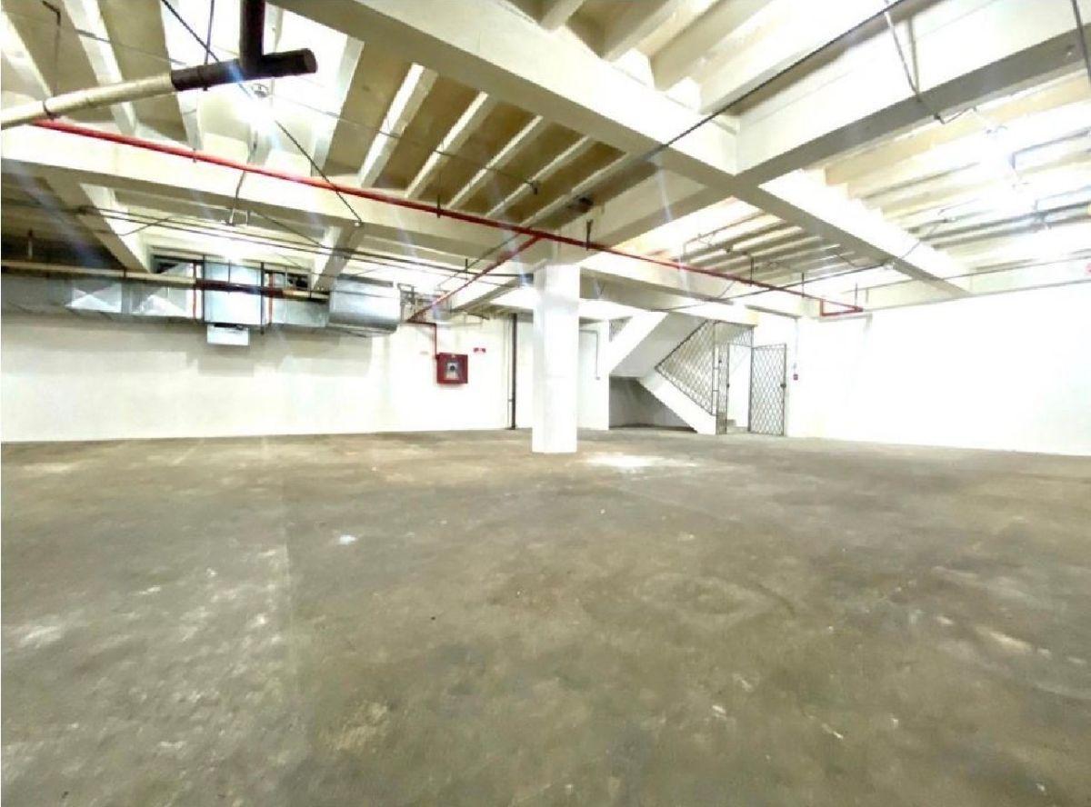 Vendo o Alquilo Muy Grande Local Comercial Avda Orellana y Avda Tanca Marengo, Guayas — imagen 3