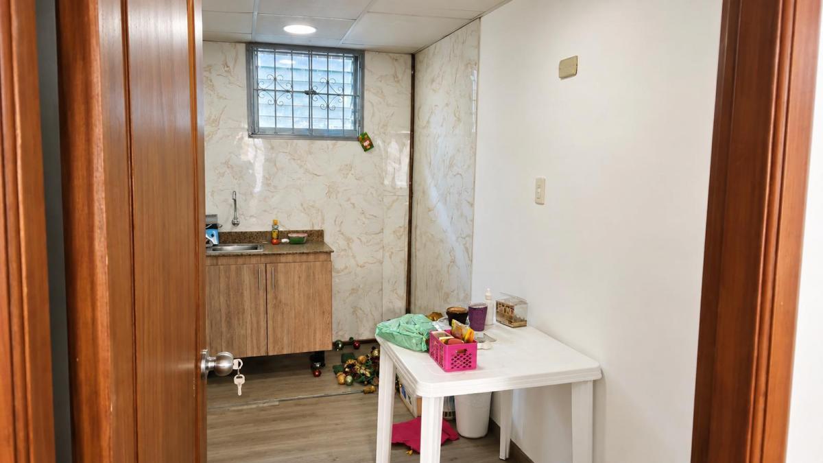 Oficina en Venta - Av Francisco de Orellana Cc Las Galerias Primer Piso Cril, Guayas — imagen 4