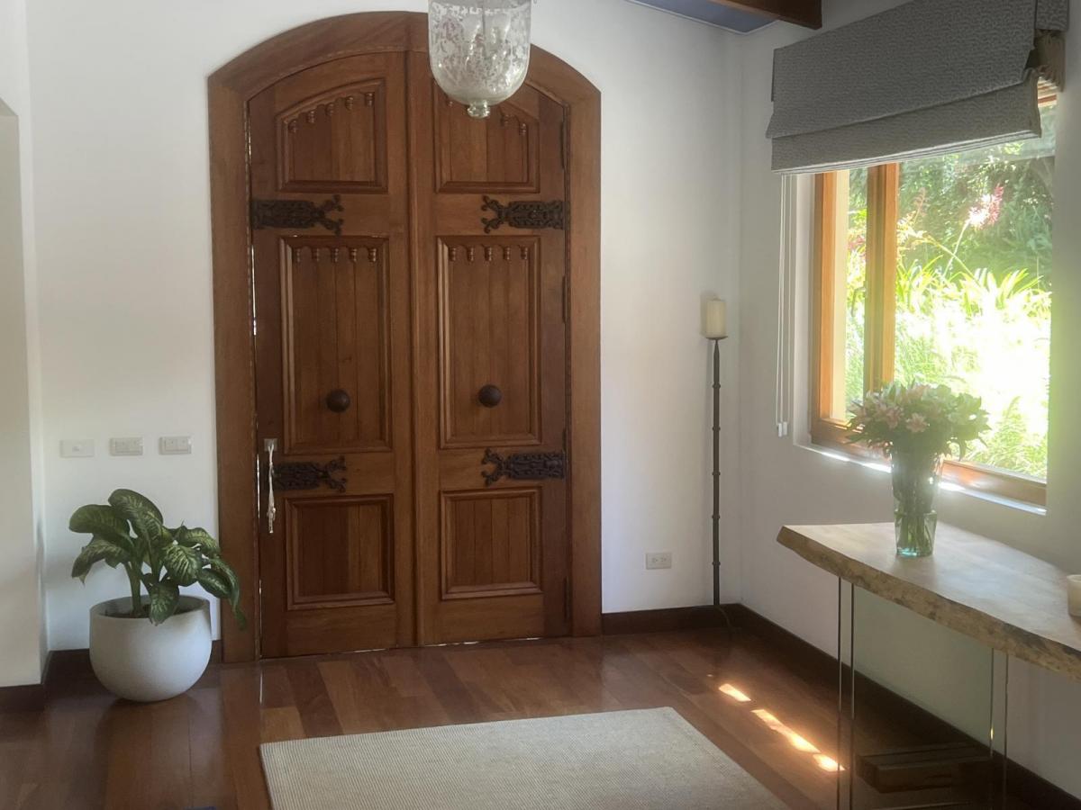 Venta Casa en Cumbayá Sector La Viña en Urbanización — imagen 8