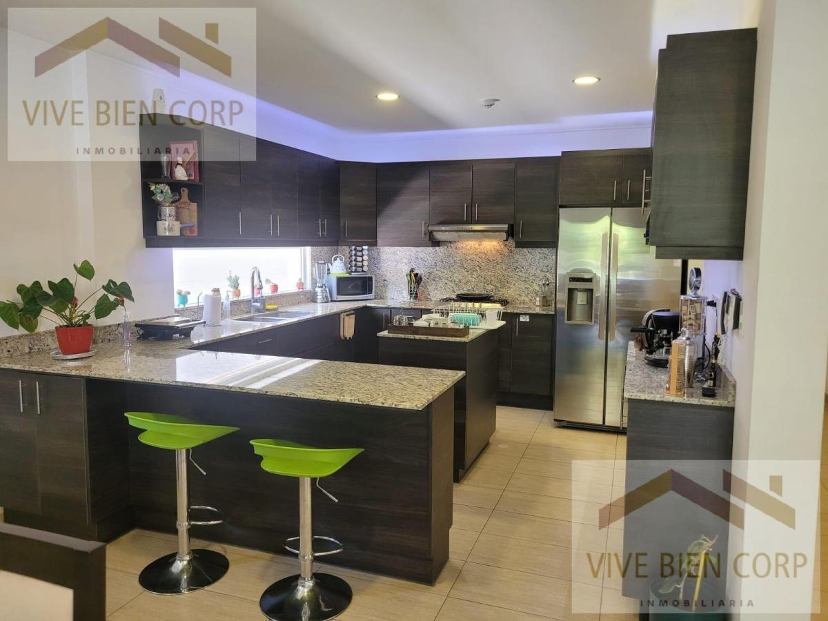 Valle de Los Chillos Departamento con Balcón en Venta Dentro de Urbanización Sector Playa Chica — imagen 6