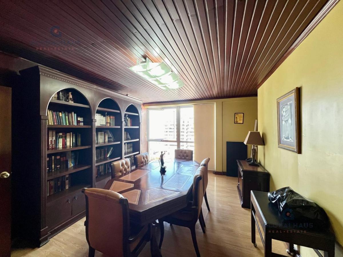 Venta de Oficina en Centro de Guayaquil, con Vista Al Rio, 121 m² con Garaje m. H. Guayas — imagen 6