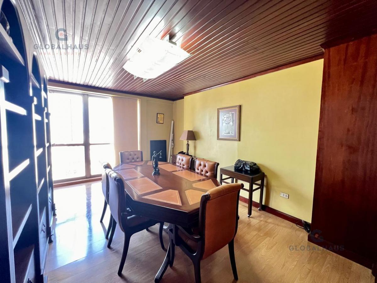 Venta de Oficina en Centro de Guayaquil, con Vista Al Rio, 121 m² con Garaje m. H. Guayas — imagen 5