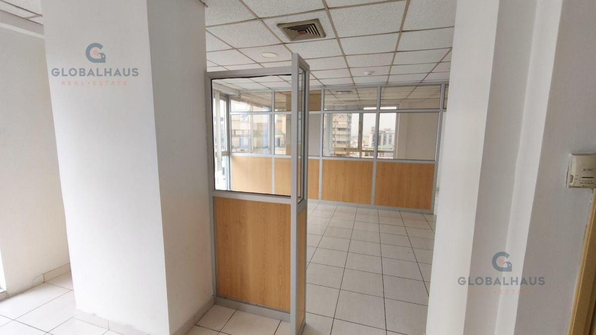 Venta Oficina con Bodega Torres de La Merced, Cordova y Junin Centro de Guayaquil, J. C. Guayas — imagen 7