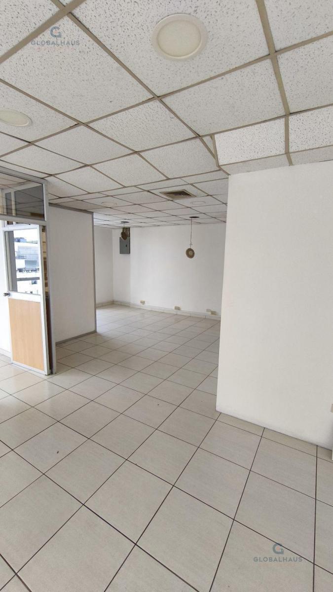 Venta Oficina con Bodega Torres de La Merced, Cordova y Junin Centro de Guayaquil, J. C. Guayas — imagen 6