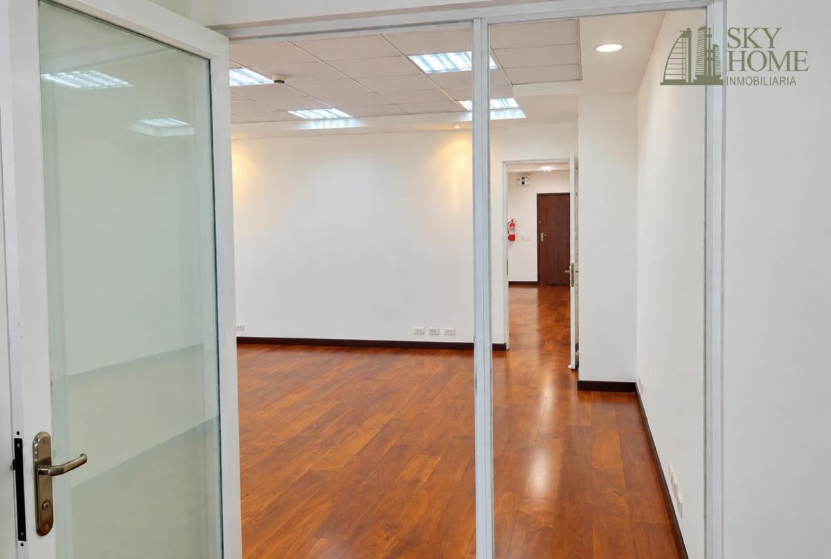 Renta o Venta Oficina Corporativa 120 m² – Shyris y Naciones Unidas — imagen 9