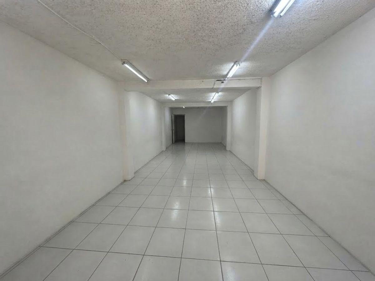 Venta 10 de Agosto Colon Local Comercial 280 m² Una Sola Planta — imagen 8