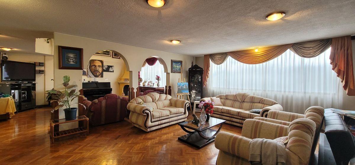 Casa Rentera de Venta en La Vicentina, Quito — imagen 10