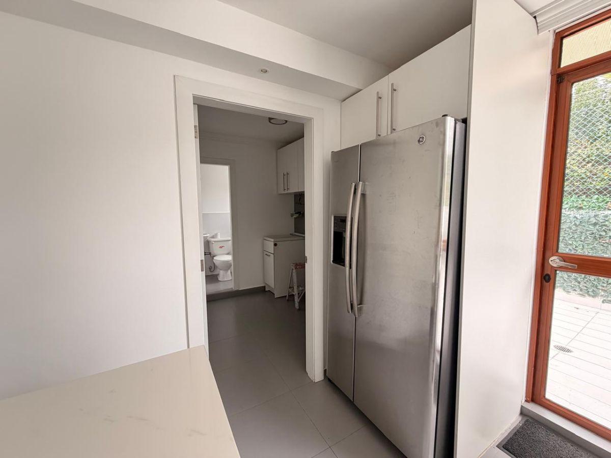 Departamento de Venta en El Sector Cumbayá de 141 m con Terraza Privada — imagen 9