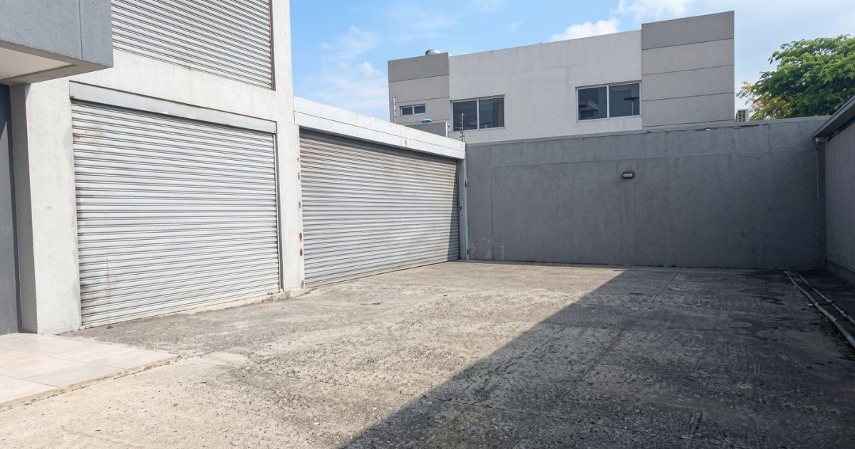 Local en Venta en Av Rodríguez Bonín, Guayaquil, Guayas — imagen 8