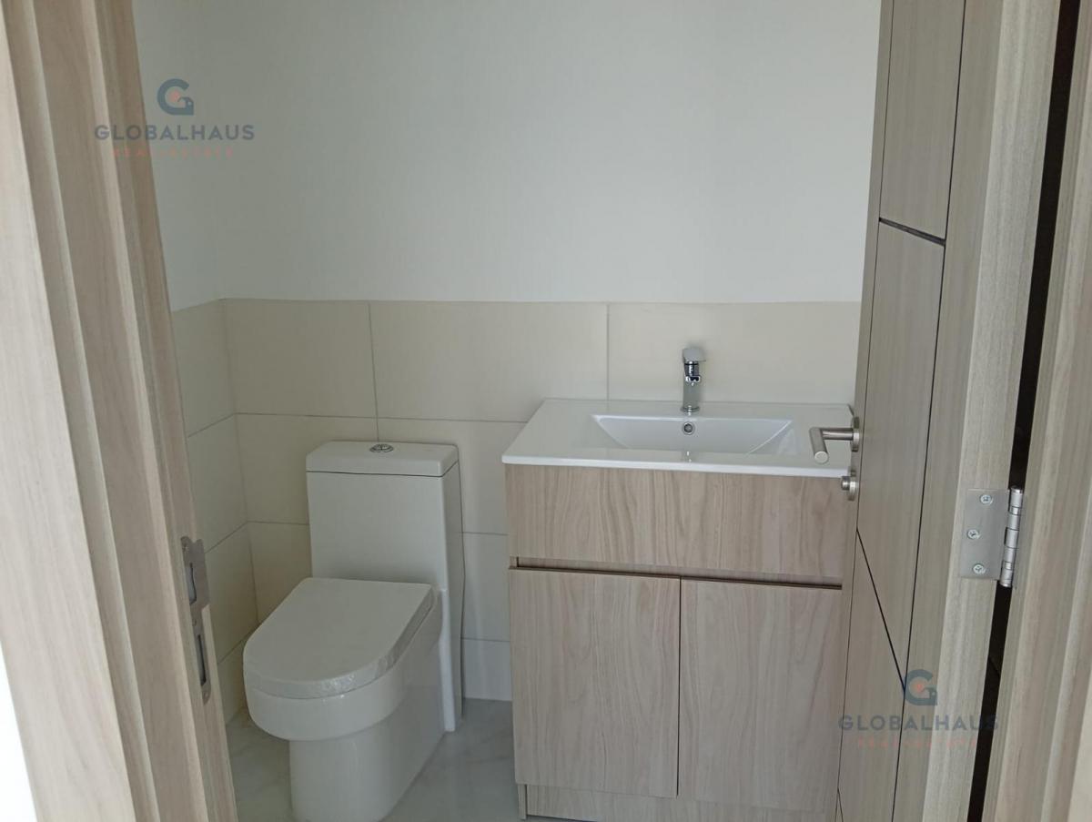Venta/alquiler Oficina en León Febres Cordero Ribadeneyra Daule, K. S. Guayas — imagen 6