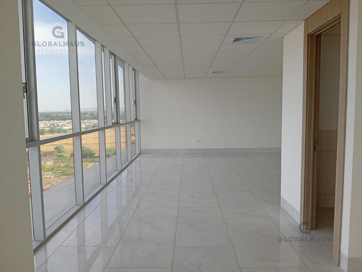 Venta/alquiler Oficina en León Febres Cordero Ribadeneyra Daule, K. S. Guayas — imagen 5