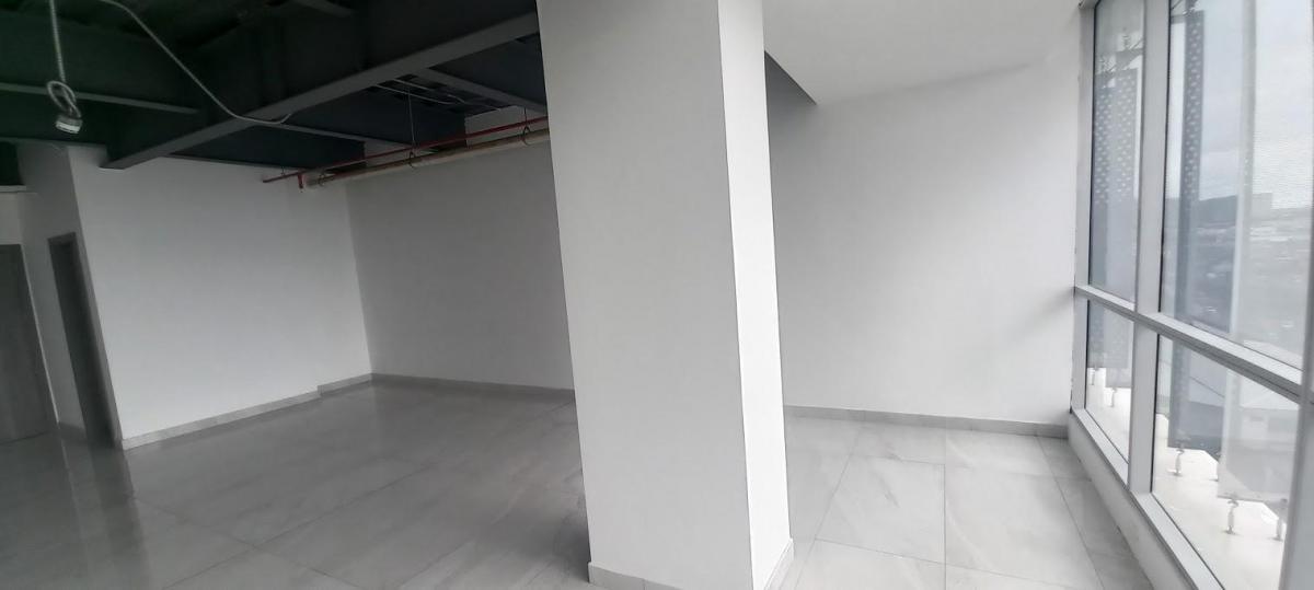 Oficina de Estreno en Venta en La Av de Las Américas, Guayas — imagen 7