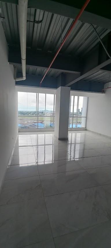 Oficina de Estreno en Venta en La Av de Las Américas, Guayas — imagen 6