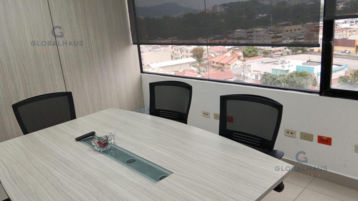 Venta de Oficina en Norte de Guayaquil Torre Atlas con Parqueo. S. H. Guayas — imagen 8