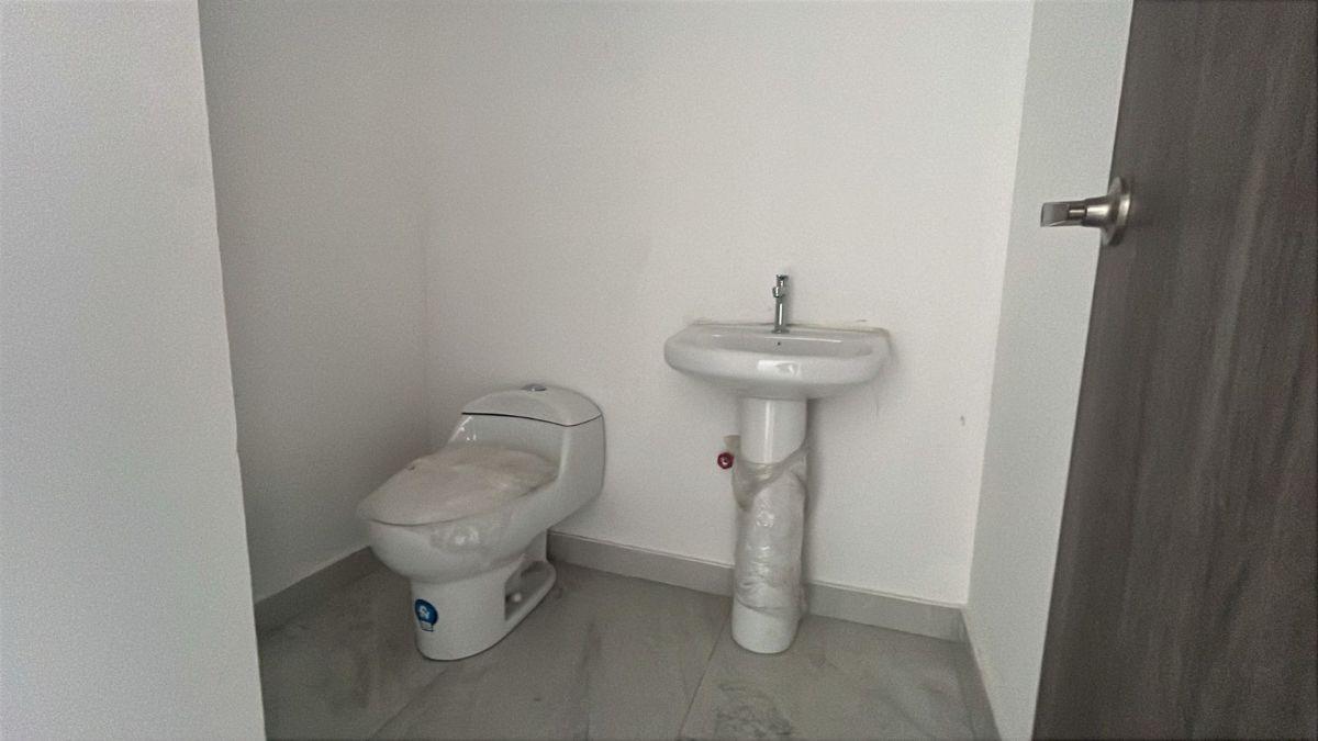 En Venta Oficina 159 m² - Moderno Edificio Corporativo - Av Las Américas - Guayaquil, Guayas — imagen 9