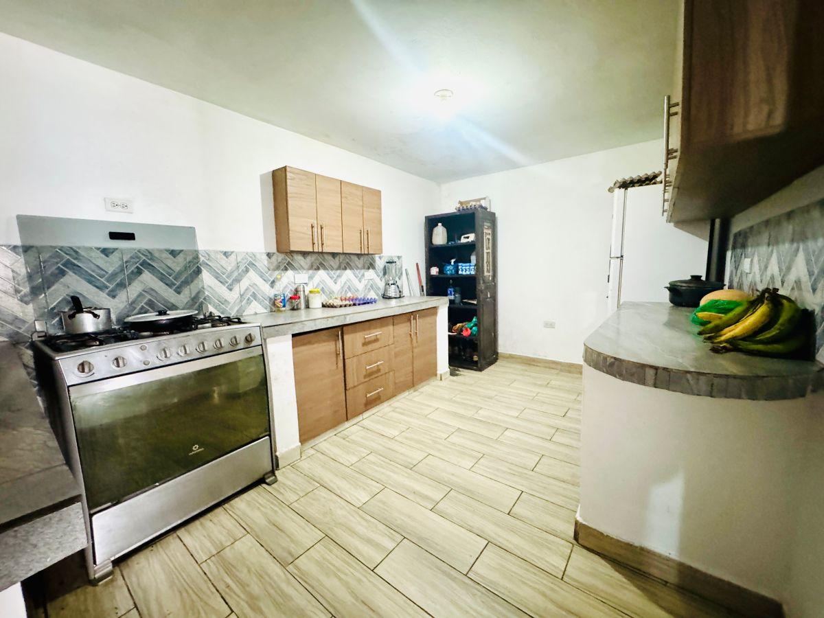 Casa Independiente con 3 Dorm. en Venta en La Argelia — imagen 5