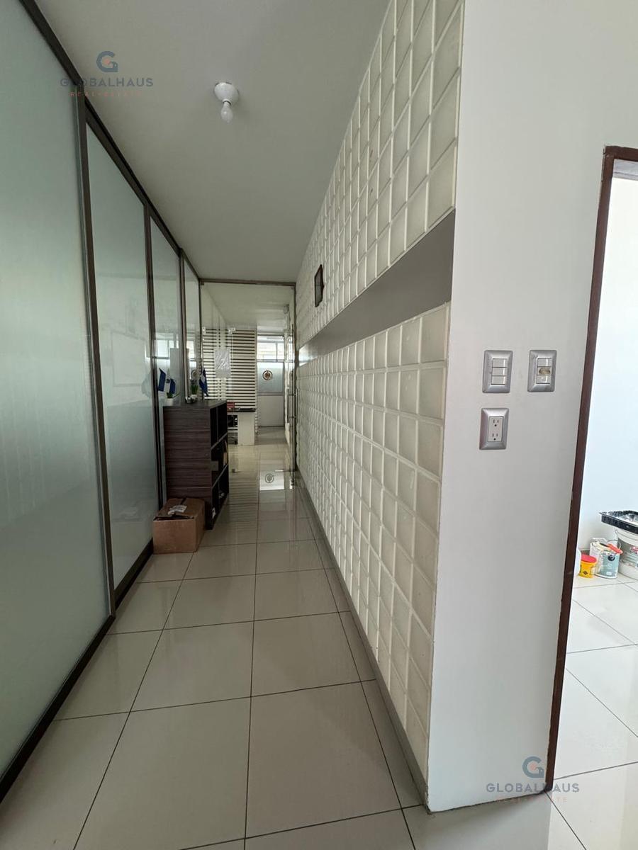 Venta de Oficina en Kennedy Norte, 196 m², Cerca de Sri R. Y, Guayas — imagen 6