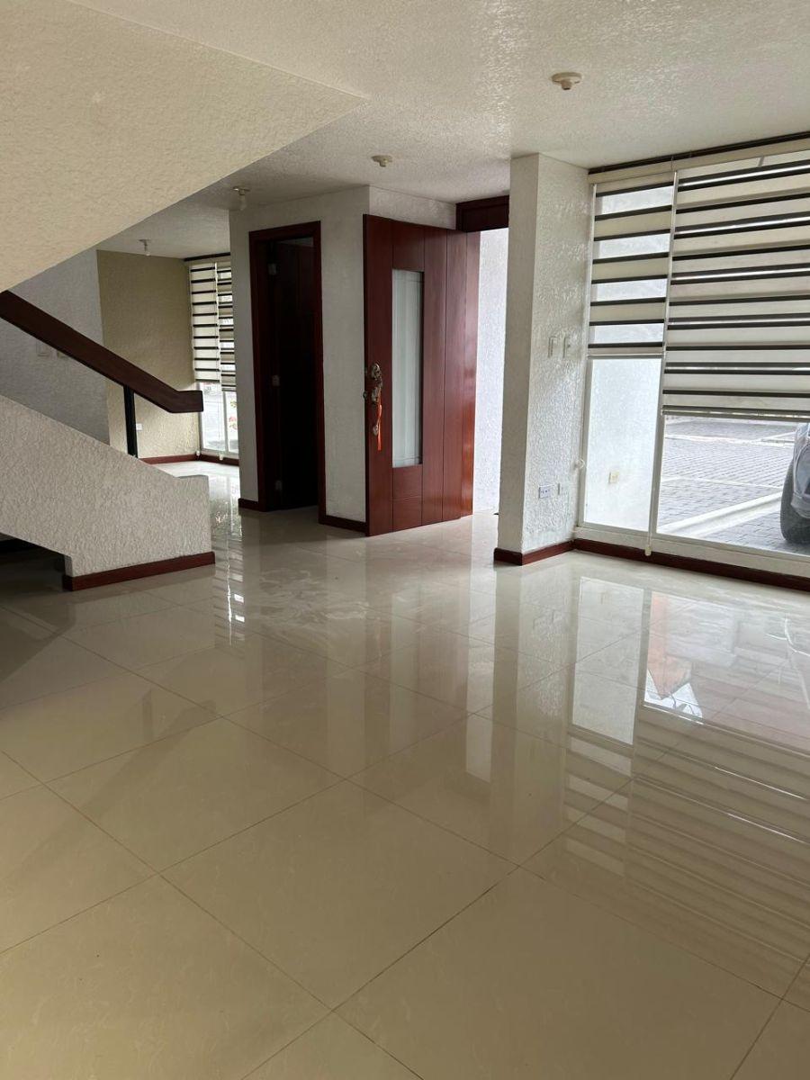 Casa en Venta Valle de Los Chillos Mirasierra — imagen 3