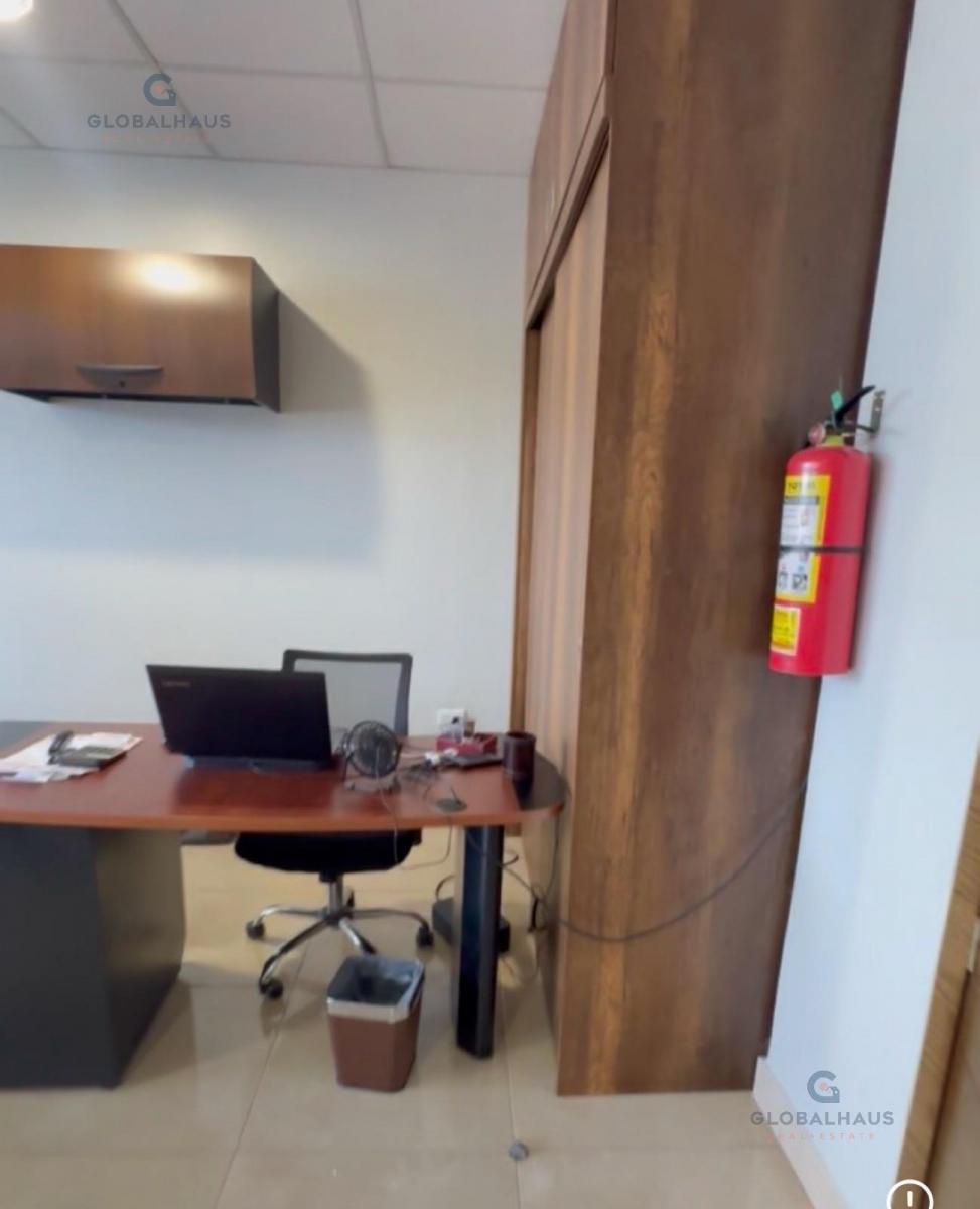 Venta Oficina en Edificio River Plaza Av León Febres Cordero, 47 m² m. G. Guayas — imagen 6