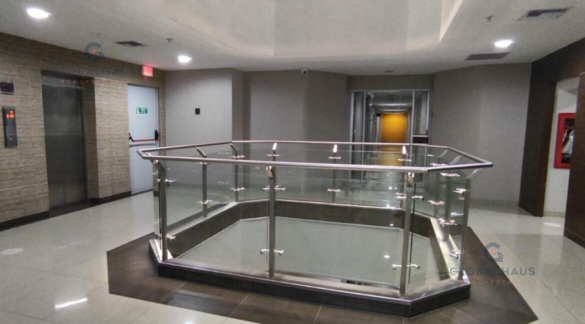 Venta Oficina en Edificio River Plaza Av León Febres Cordero, 47 m² m. G. Guayas — imagen 4