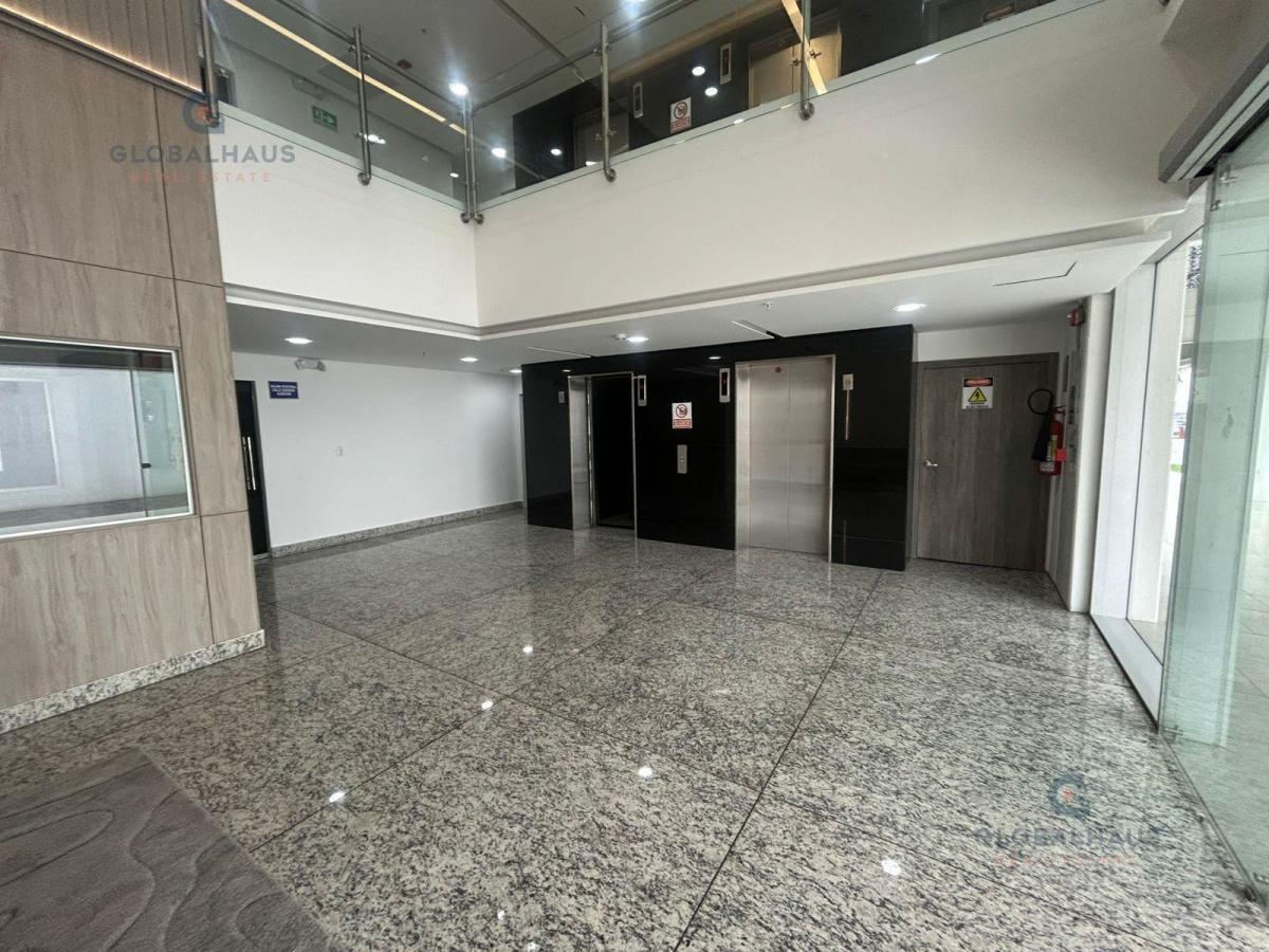 Alquiler y Venta de Oficina Ubicada Av de Las Americas Diagonal Centro Convenciones. m. H, Guayas — imagen 10