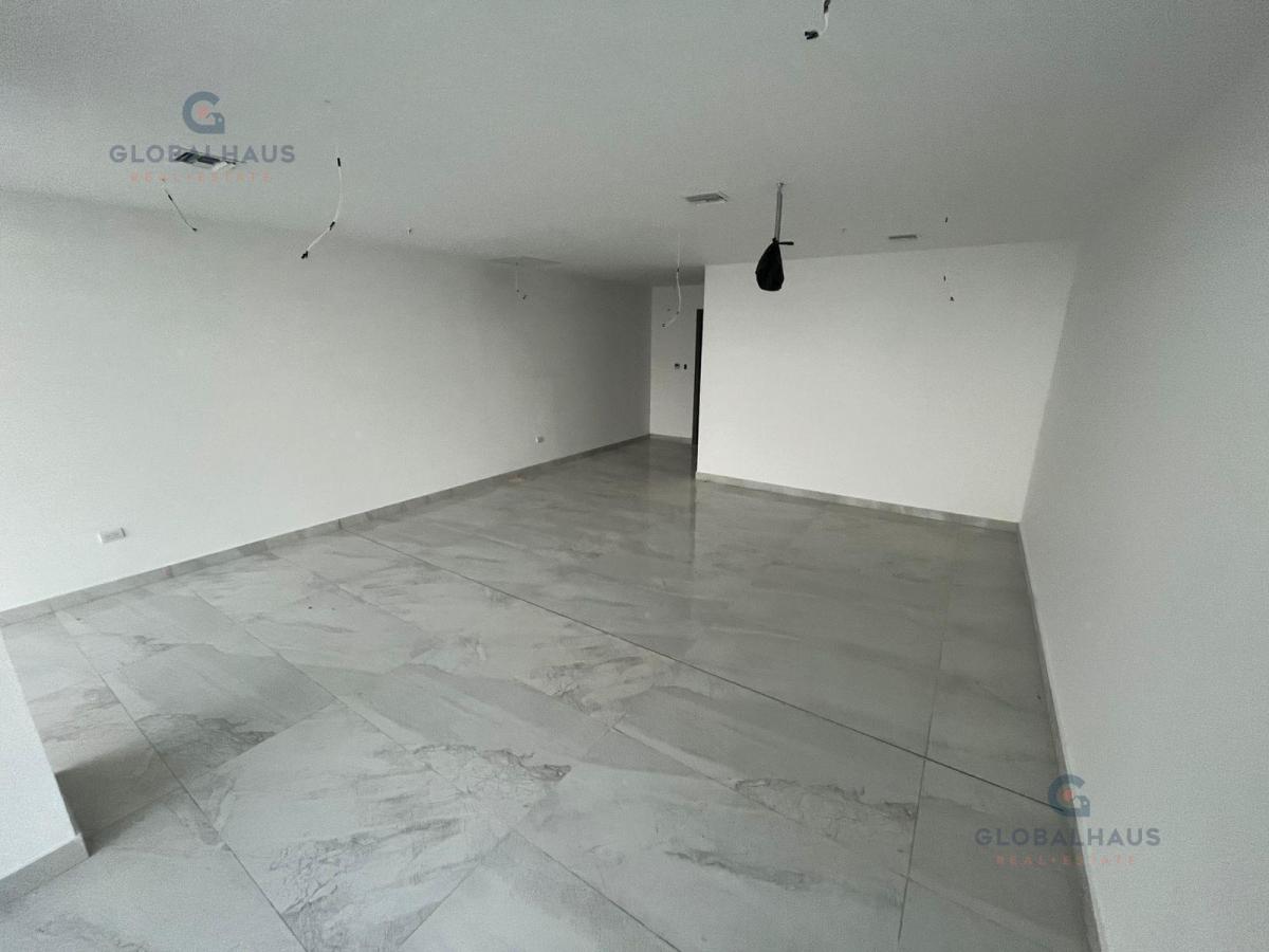 Alquiler y Venta de Oficina Ubicada Av de Las Americas Diagonal Centro Convenciones. m. H, Guayas — imagen 8