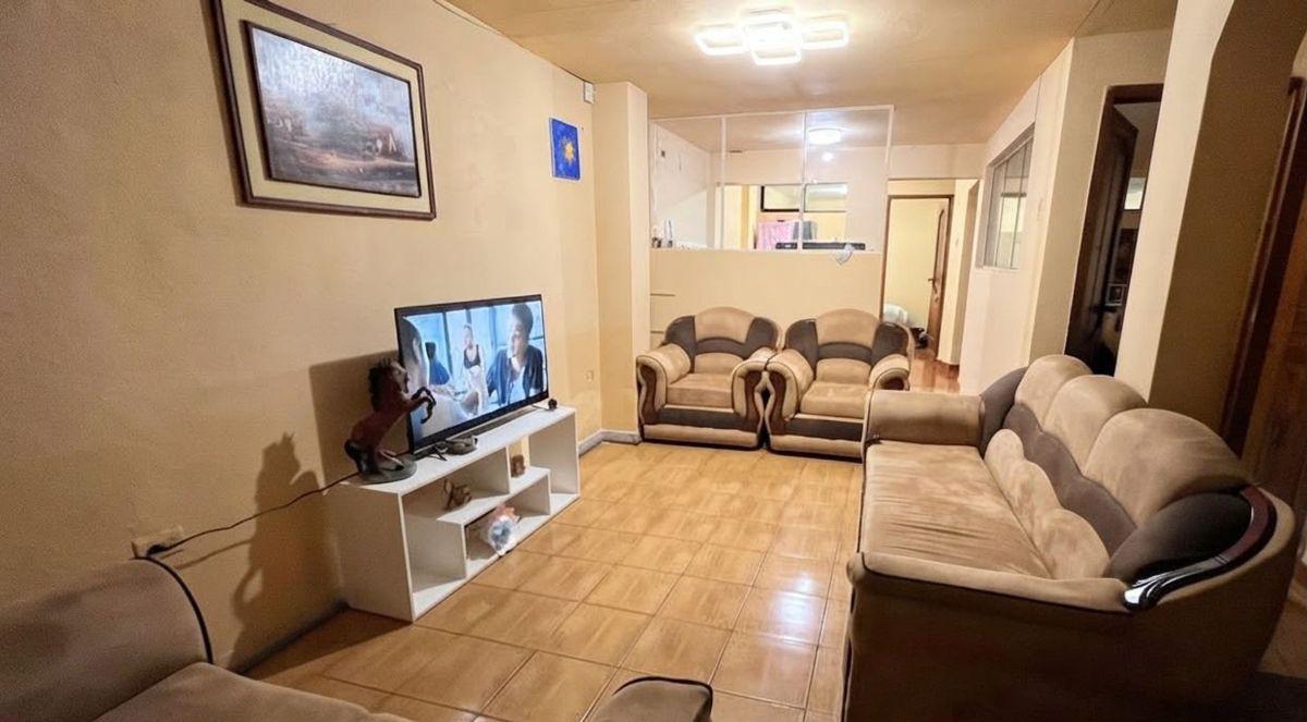 Vendo Casa con Dos Departamentos - Sur de Quito — imagen 10