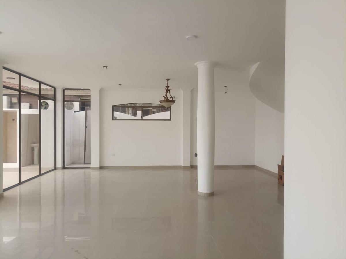 Vendo Casa en Urb. Aquamarina - Samborondon. Guayas — imagen 9