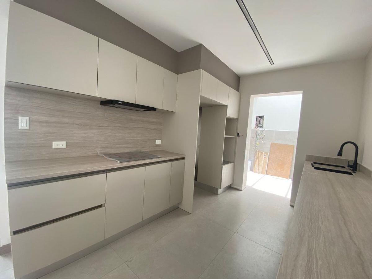 Casa de 285 m² con 3 Dorm. en Venta en Cumbayá — imagen 5