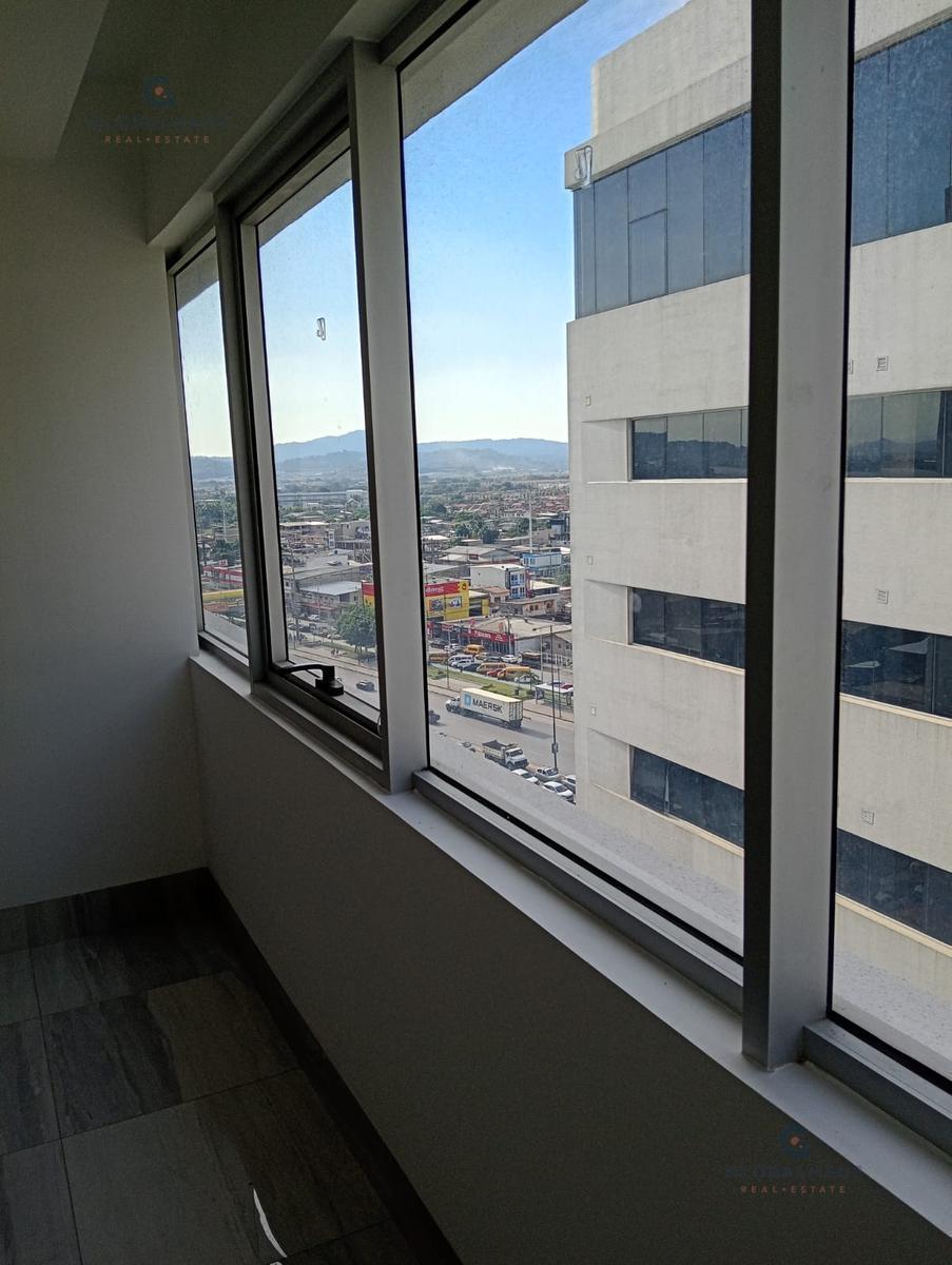 Venta/ Alquiler Oficina Platinum II Av Leon Febres Cordero Daule, K. S. Guayas — imagen 7